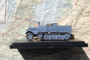 HG5101  Sd.Kfz.II German 3-ton Half-Track 